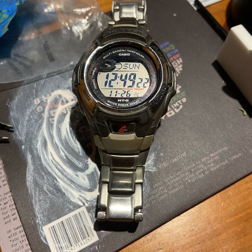 G shock watch